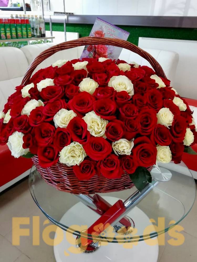 Корзина «Королеве» за 130 256 руб.